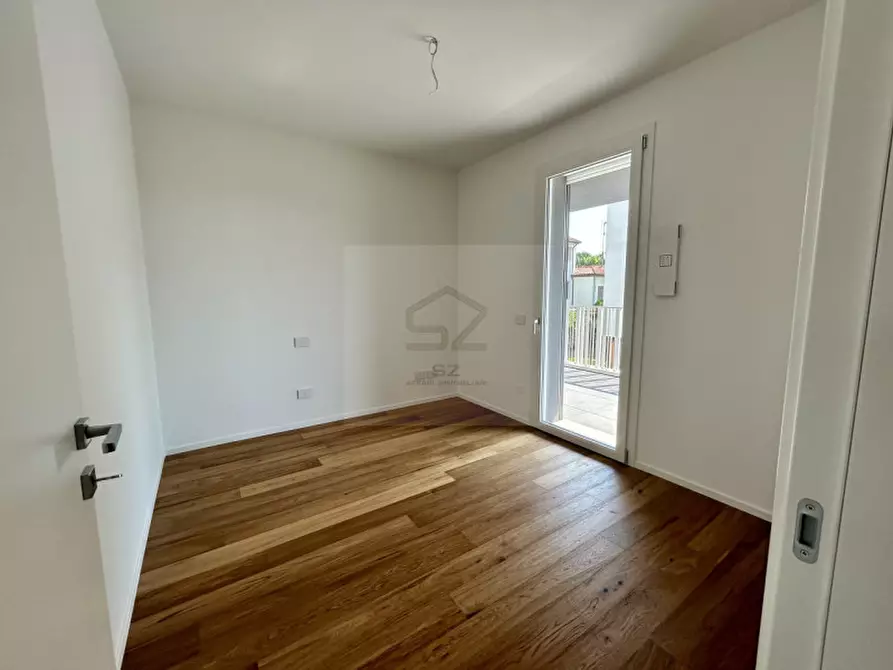 Immagine 17 di Appartamento in vendita  in via comino a Padova