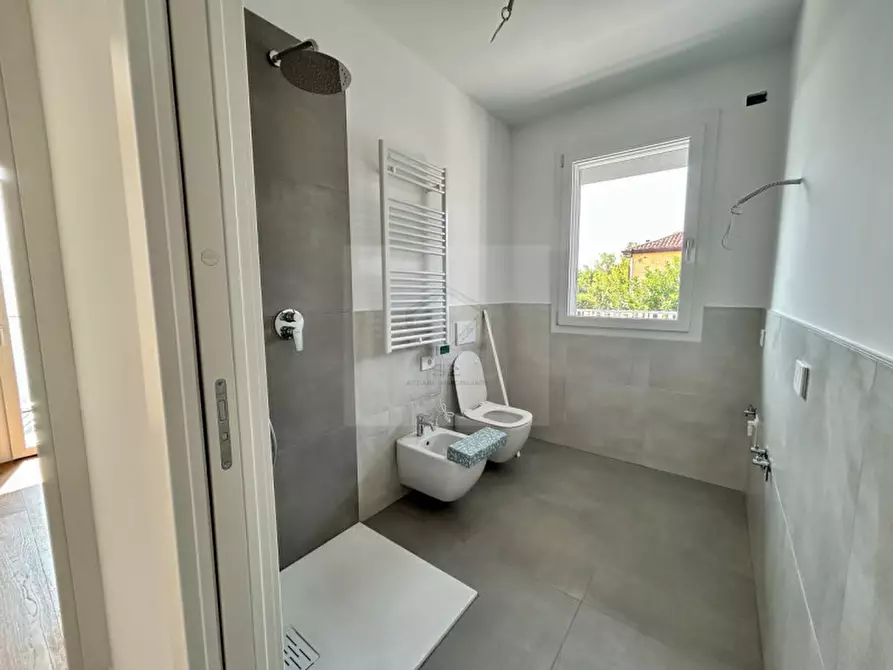 Immagine 19 di Appartamento in vendita  in via comino a Padova