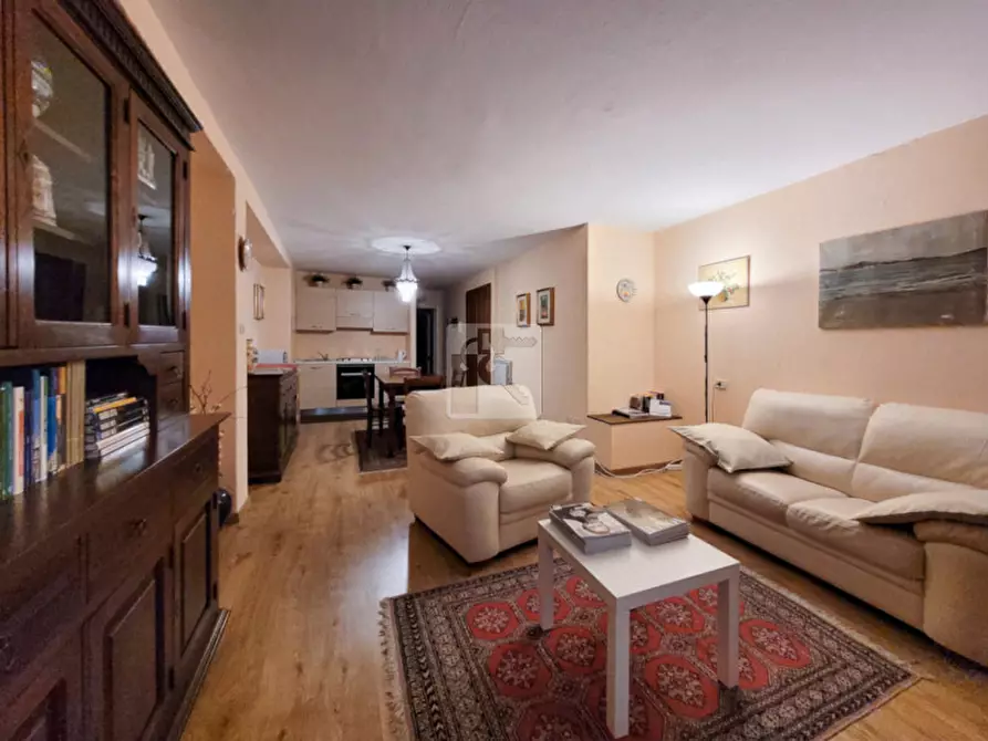 Immagine 1 di Casa indipendente in vendita  a Riva Del Garda