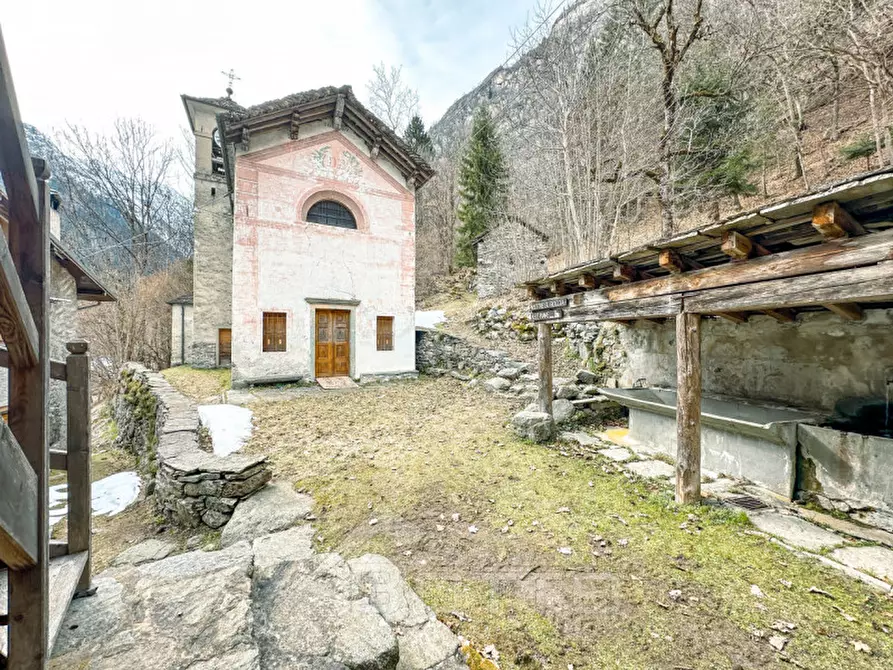 Immagine 41 di Appartamento in vendita  in casa capietto a Mollia