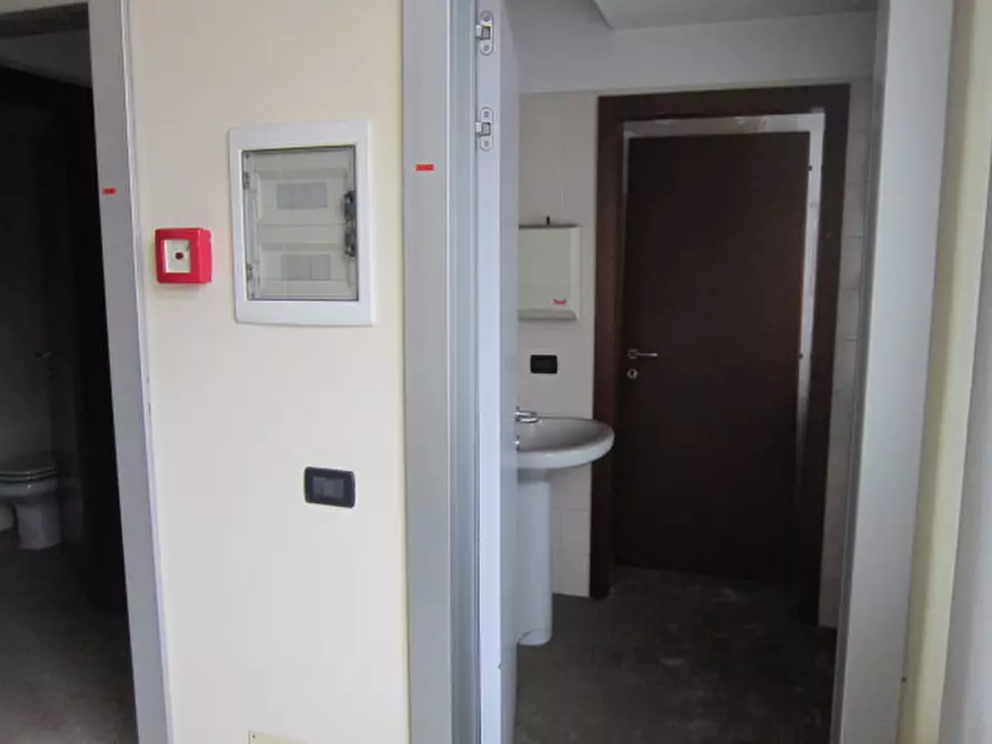 Immagine 2 di Ufficio in vendita  in Piazzale Europa 46 a Sarezzo