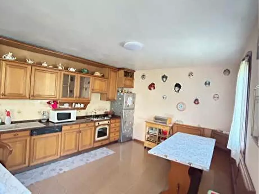 Immagine 14 di Casa indipendente in vendita  in Strada Borgo Tinasso a San Remo