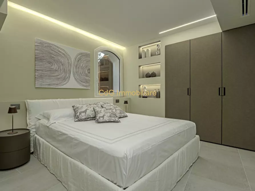 Immagine 13 di Appartamento in vendita  in promenade a Arzachena