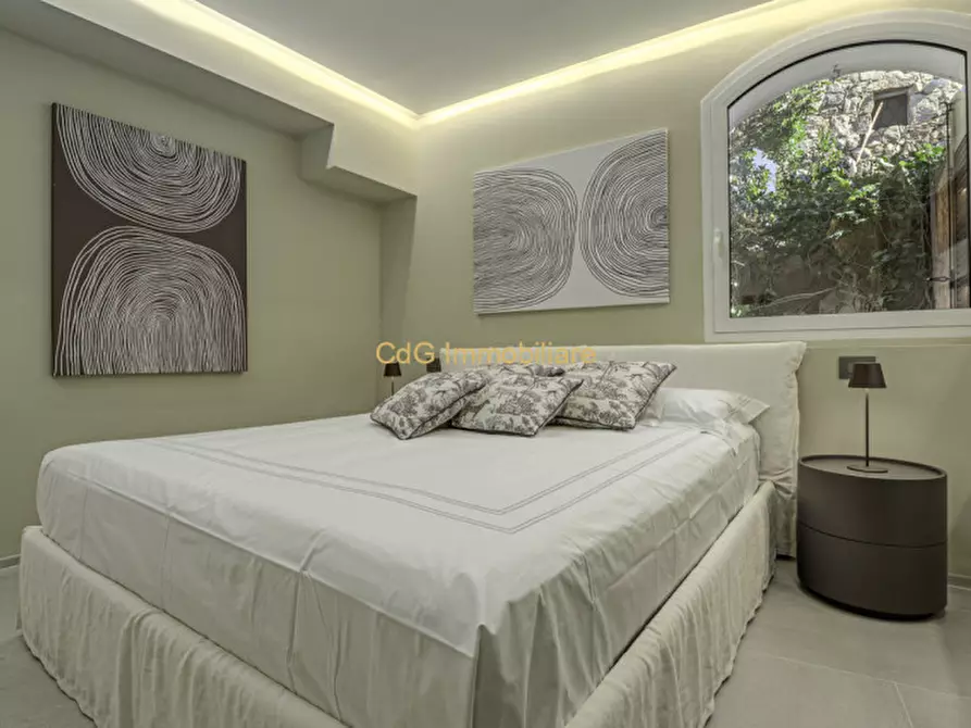 Immagine 14 di Appartamento in vendita  in promenade a Arzachena