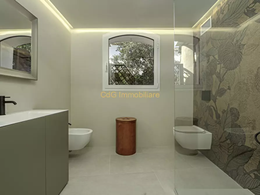 Immagine 15 di Appartamento in vendita  in promenade a Arzachena