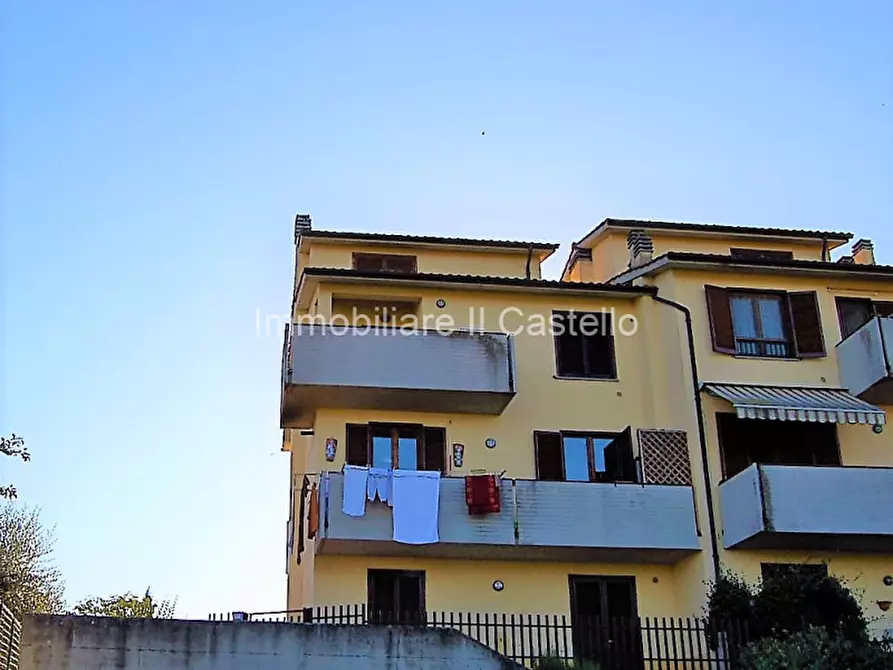 Immagine 1 di Appartamento in vendita  in Sanfatucchio a Castiglione Del Lago