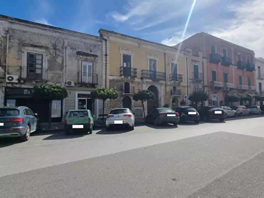 Immagine 12 di Negozio in vendita  in Via Domenico, 21 a Milazzo