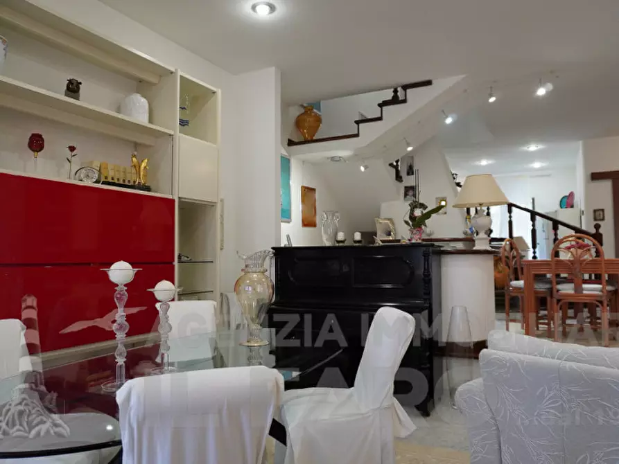 Immagine 4 di Villetta a schiera in vendita  in via Aggius a La Maddalena