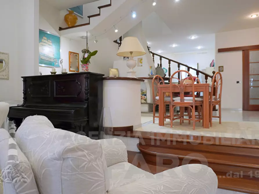 Immagine 5 di Villetta a schiera in vendita  in via Aggius a La Maddalena