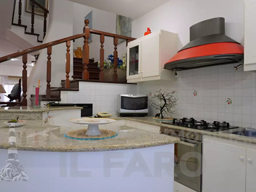 Immagine 12 di Villetta a schiera in vendita  in via Aggius a La Maddalena