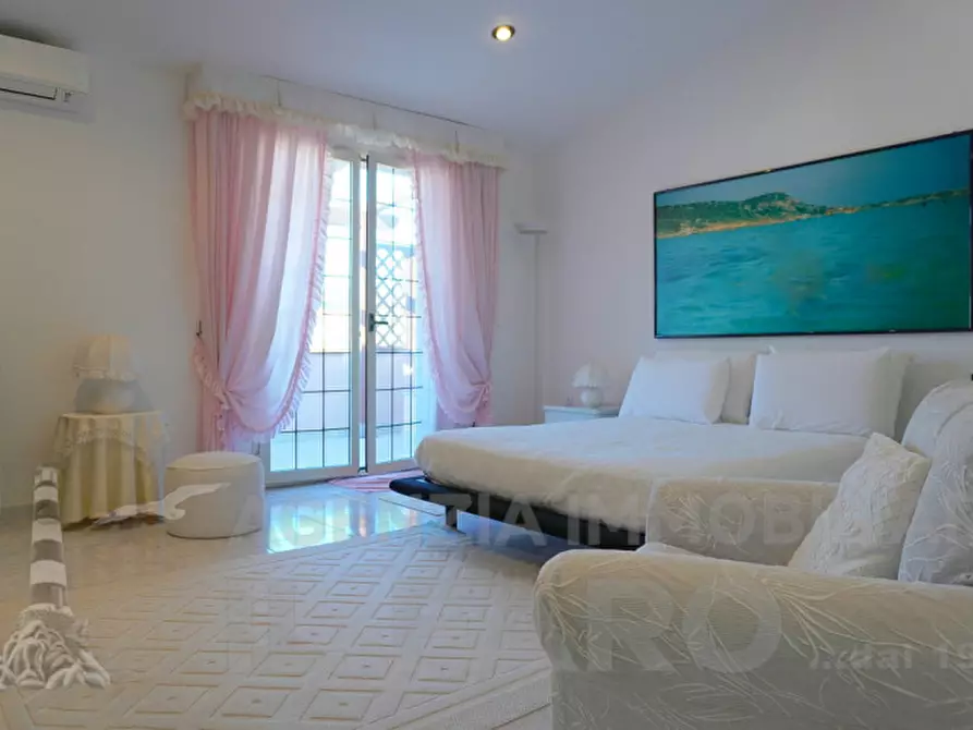 Immagine 21 di Villetta a schiera in vendita  in via Aggius a La Maddalena