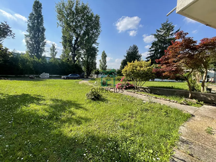 Immagine 12 di Villa in vendita  in via fontanelle a San Bonifacio