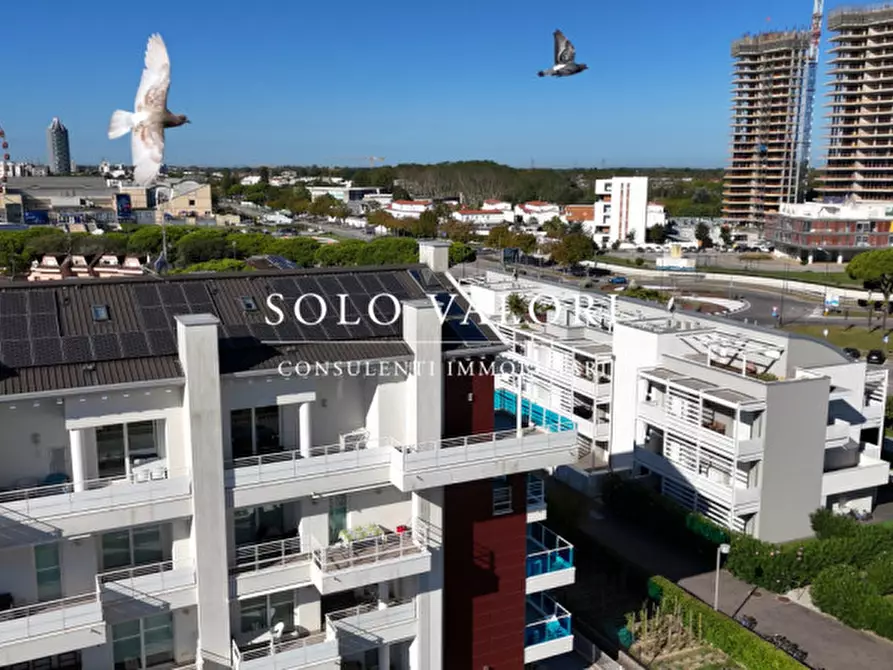 Immagine 2 di Attico in vendita  a Jesolo