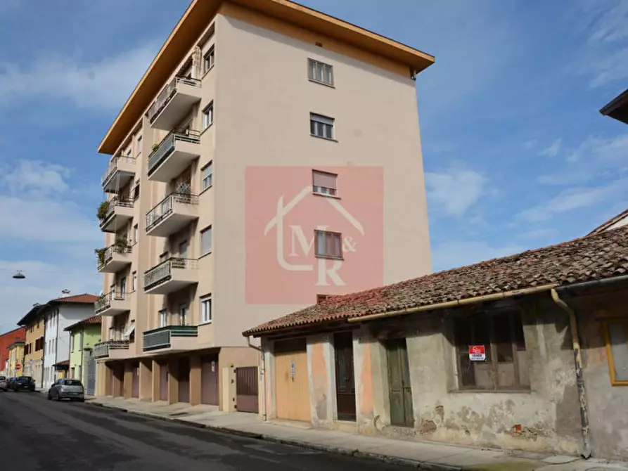 Immagine 3 di Magazzino in vendita  in via Lion 10b a Palmanova