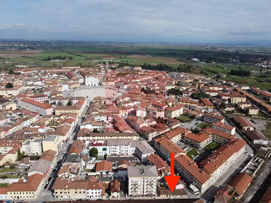 Immagine 9 di Magazzino in vendita  in via Lion 10b a Palmanova