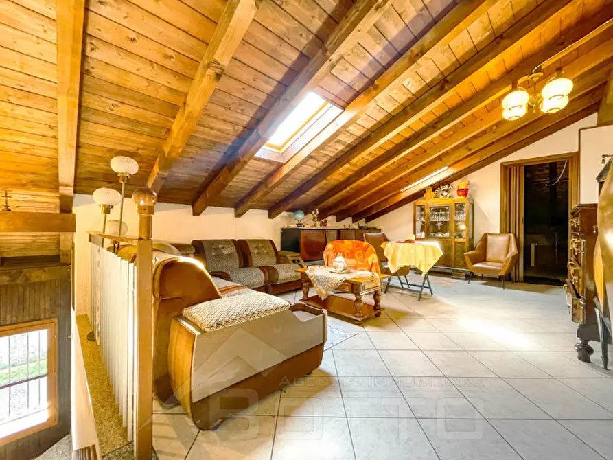 Immagine 20 di Casa bifamiliare in vendita  in Via Oioli 27 a Gattico-Veruno