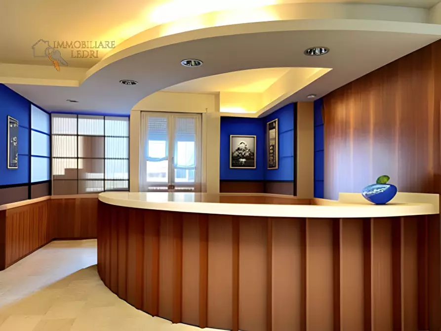 Immagine 9 di Appartamento in vendita  in via IV Novembre a Verona