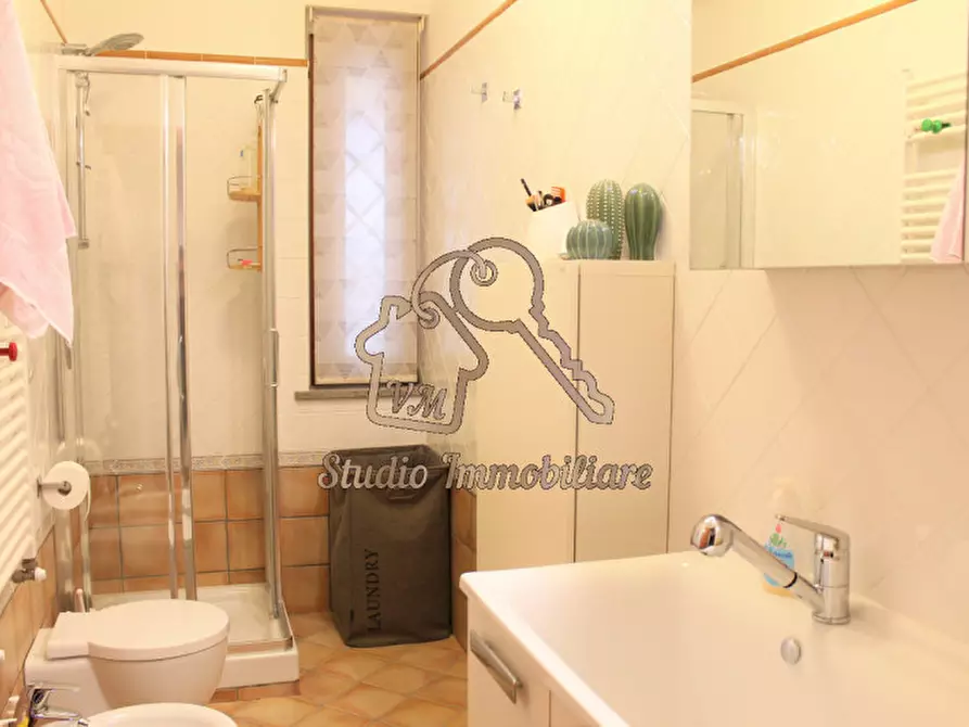 Immagine 12 di Appartamento in vendita  in Via Visano, 31 a Roma