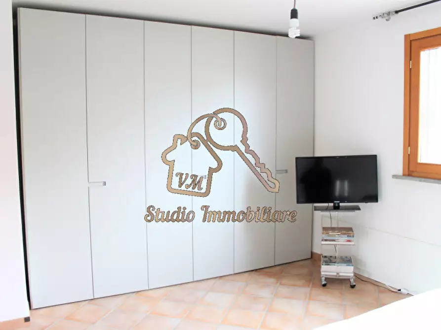 Immagine 16 di Appartamento in vendita  in Via Visano, 31 a Roma