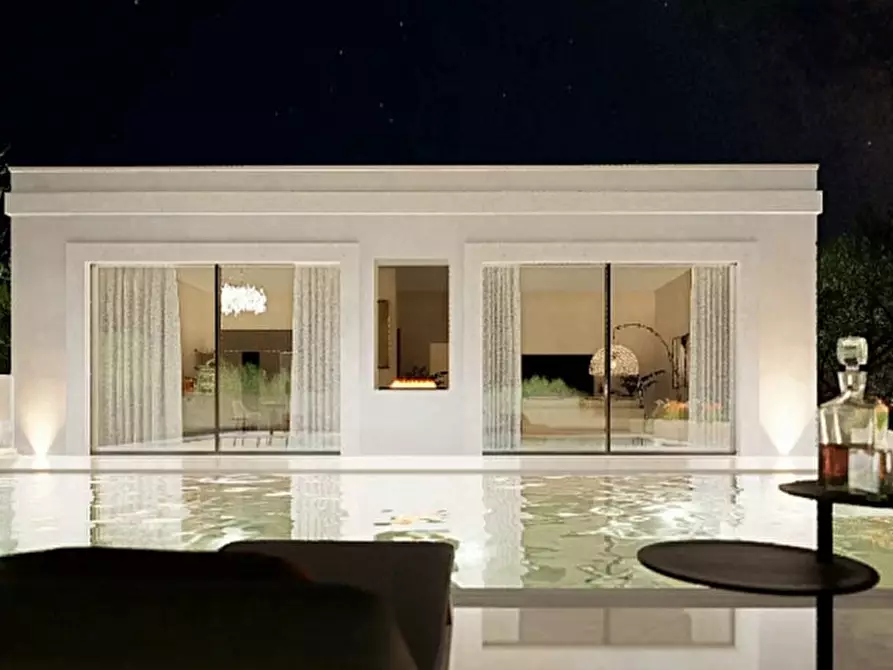 Immagine 5 di Villa in vendita  in EGUE a Fasano