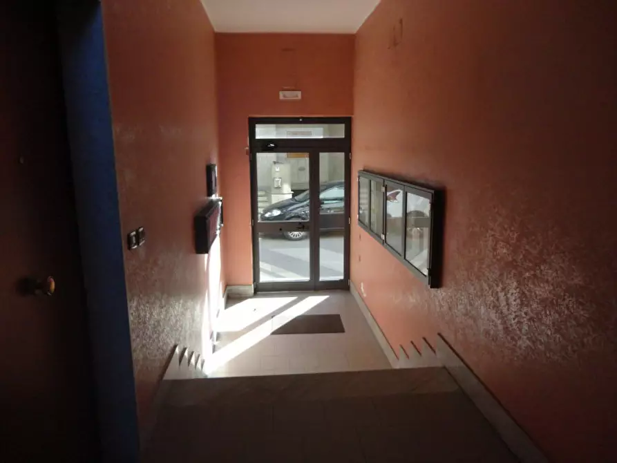 Immagine 3 di Appartamento in vendita  in via kennedy a Modugno