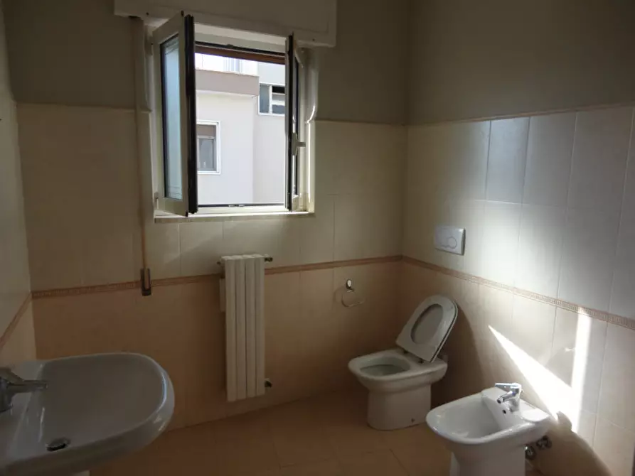 Immagine 9 di Appartamento in vendita  in via kennedy a Modugno