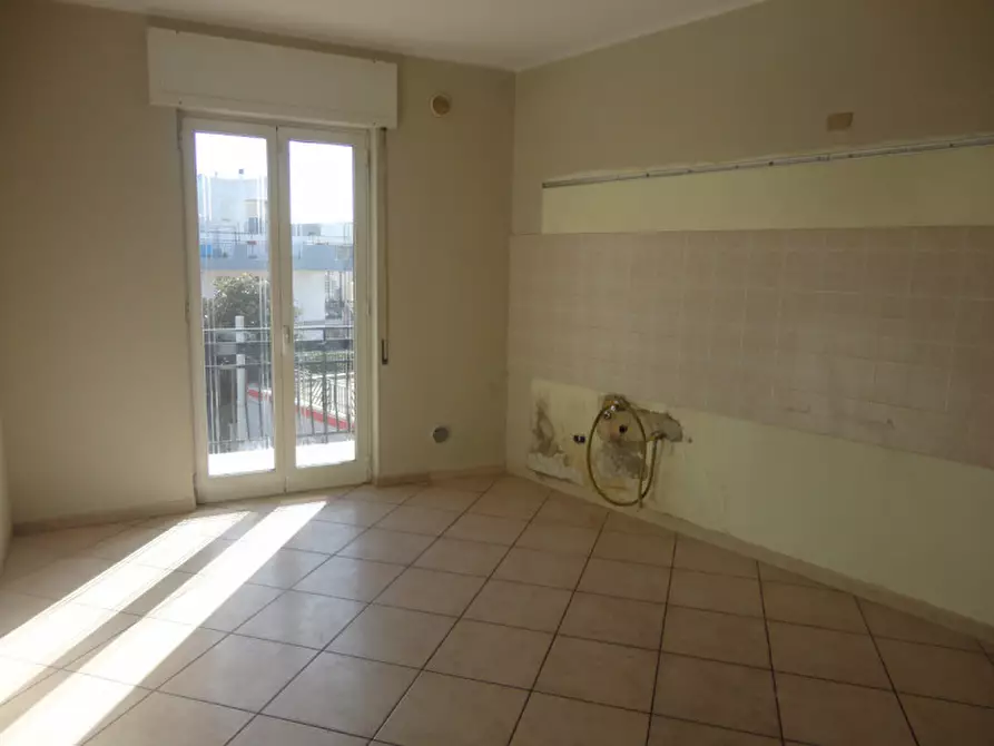 Immagine 12 di Appartamento in vendita  in via kennedy a Modugno