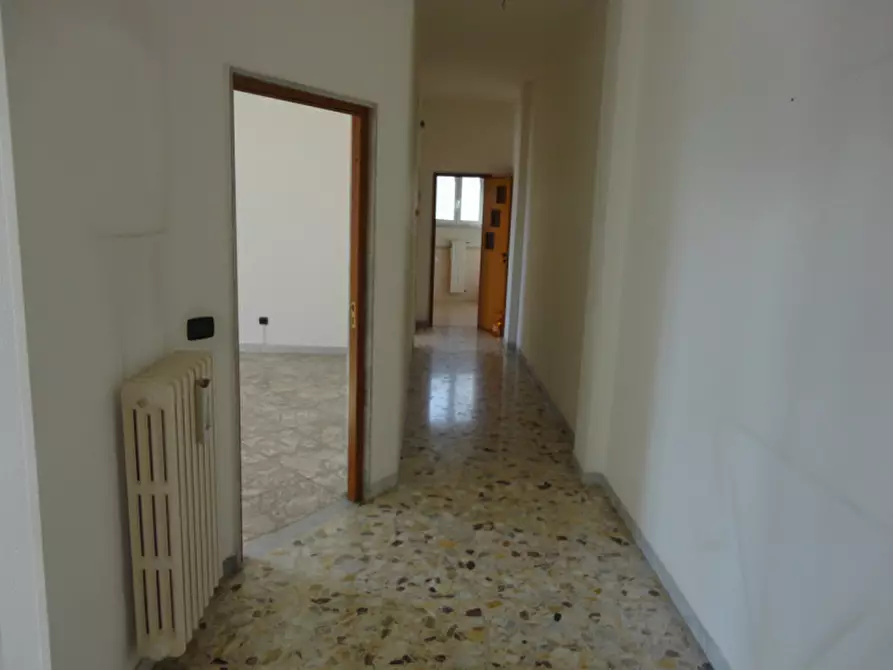 Immagine 19 di Appartamento in vendita  in via kennedy a Modugno