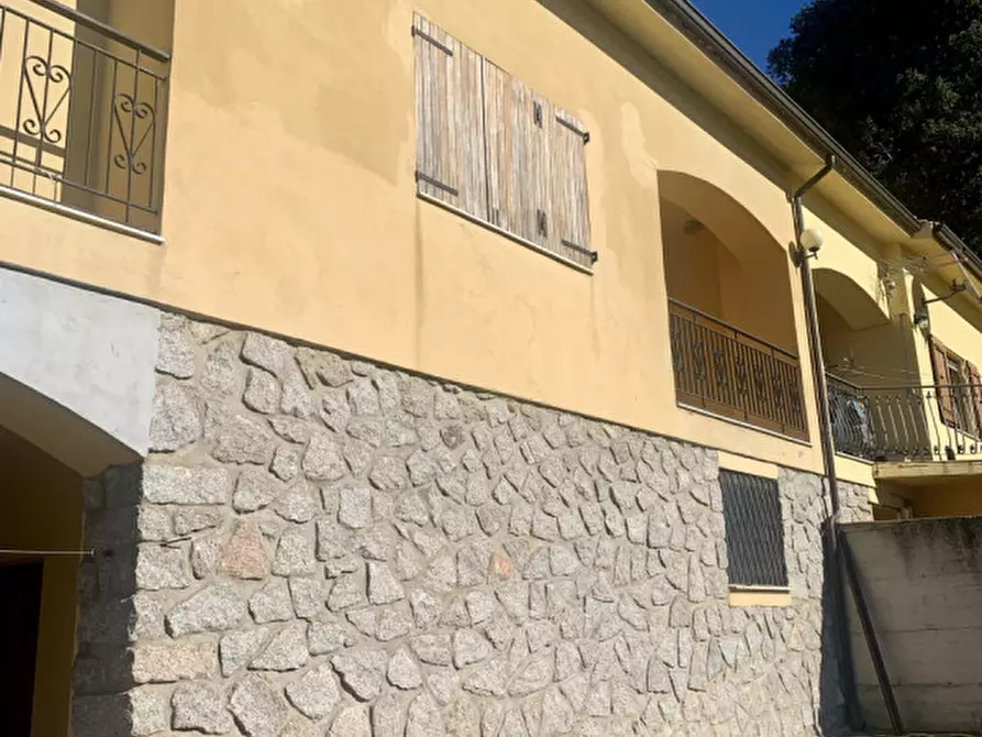 Immagine 23 di Casa bifamiliare in vendita  a Calangianus