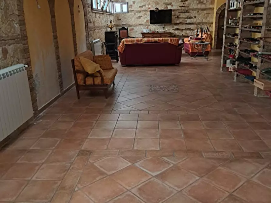 Immagine 2 di Loft/Open space in affitto  a Melito Di Porto Salvo