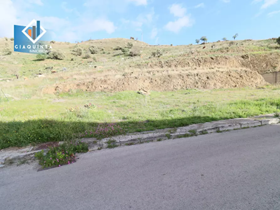 Immagine 11 di Terreno in vendita  in via Giovanni Falcone snc a Palagonia
