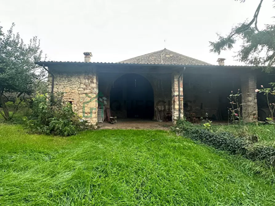 Immagine 47 di Villa in vendita  in Via Conti Da Prato a Caldiero