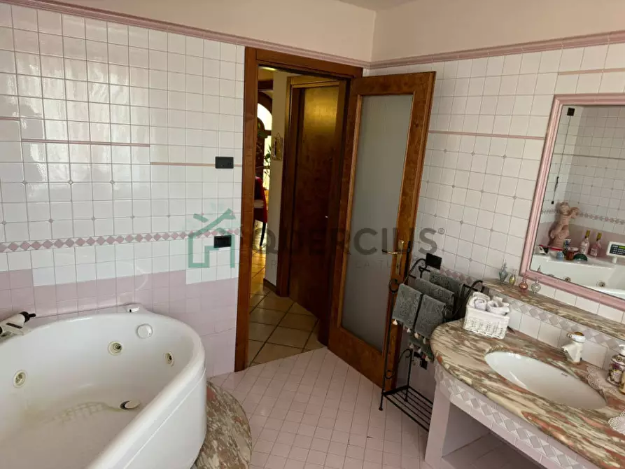 Immagine 12 di Casa indipendente in vendita  in Via Costeggiola a Soave