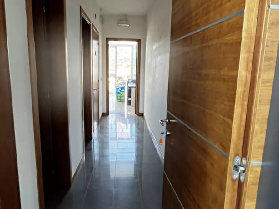 Immagine 6 di Ufficio in affitto  in VIA ACHILLE GRANDI OSIMO a Ancona