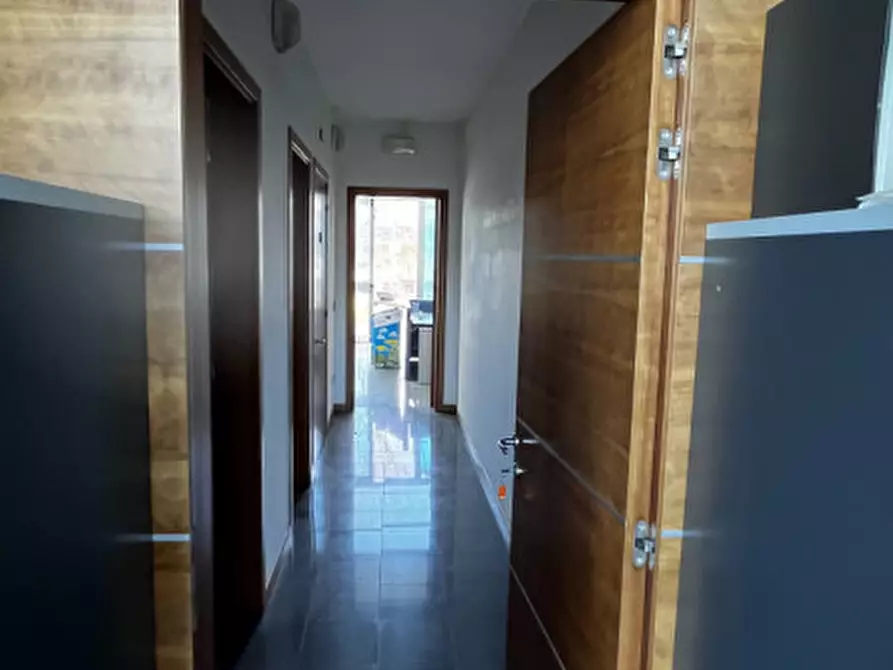 Immagine 7 di Ufficio in affitto  in VIA ACHILLE GRANDI OSIMO a Ancona