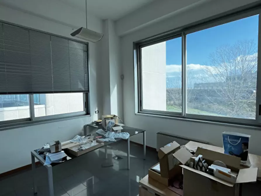 Immagine 11 di Ufficio in affitto  in VIA ACHILLE GRANDI OSIMO a Ancona