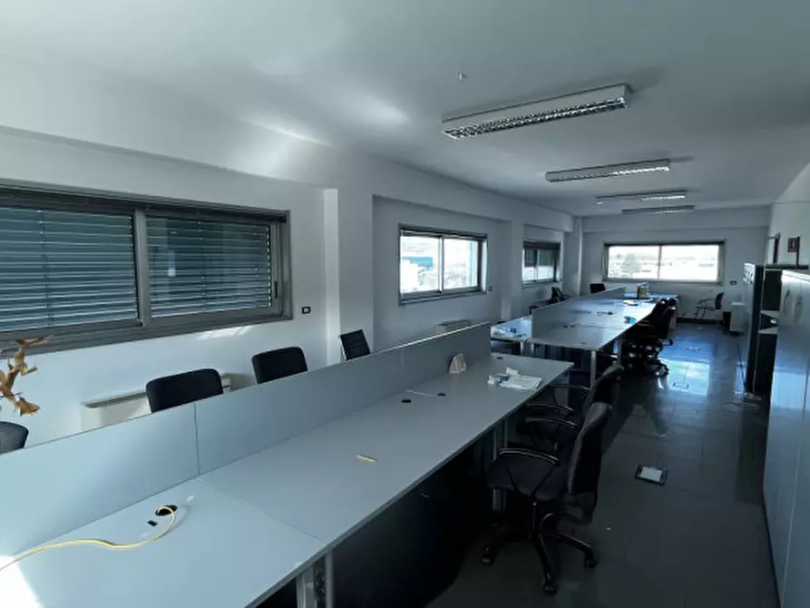 Immagine 15 di Ufficio in affitto  in VIA ACHILLE GRANDI OSIMO a Ancona