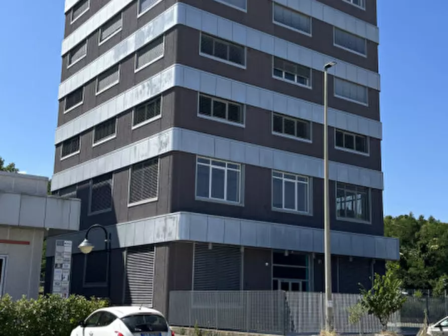 Immagine 34 di Ufficio in affitto  in VIA ACHILLE GRANDI OSIMO a Ancona