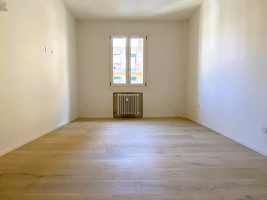 Immagine 18 di Appartamento in vendita  in Piazza trieste a Este