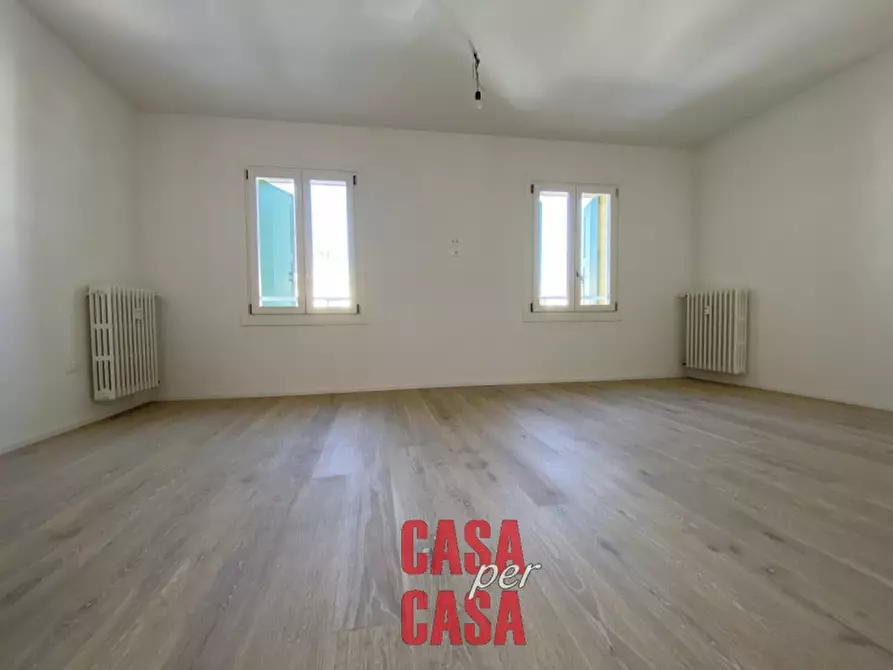 Immagine 19 di Appartamento in vendita  in Piazza trieste a Este