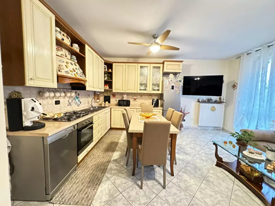 Immagine 2 di Appartamento in vendita  in VIA TURATI, 75/A a Calvisano