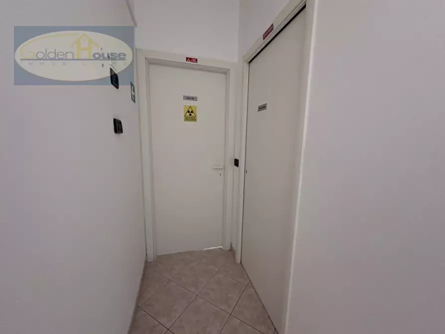 Immagine 8 di Laboratorio in vendita  in Via dell'Artigianato a Molinella