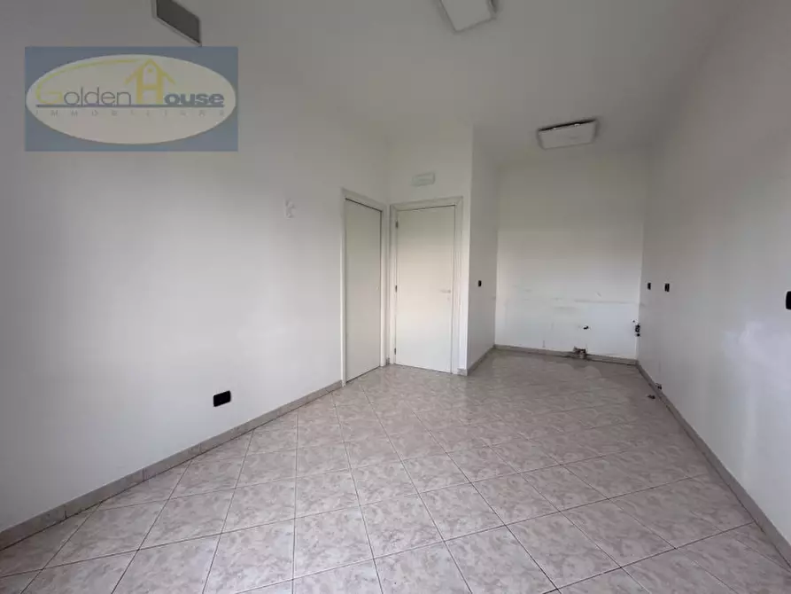 Immagine 13 di Laboratorio in vendita  in Via dell'Artigianato a Molinella