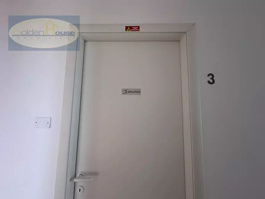 Immagine 17 di Laboratorio in vendita  in Via dell'Artigianato a Molinella