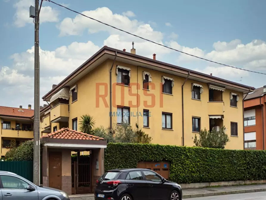 Immagine 1 di Appartamento in vendita  in VIA MARONCELLI a Monza