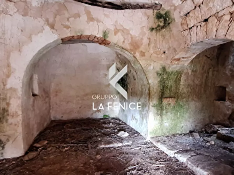 Immagine 12 di Rustico / casale in vendita  in contrada Capo di Gallo a Alberobello
