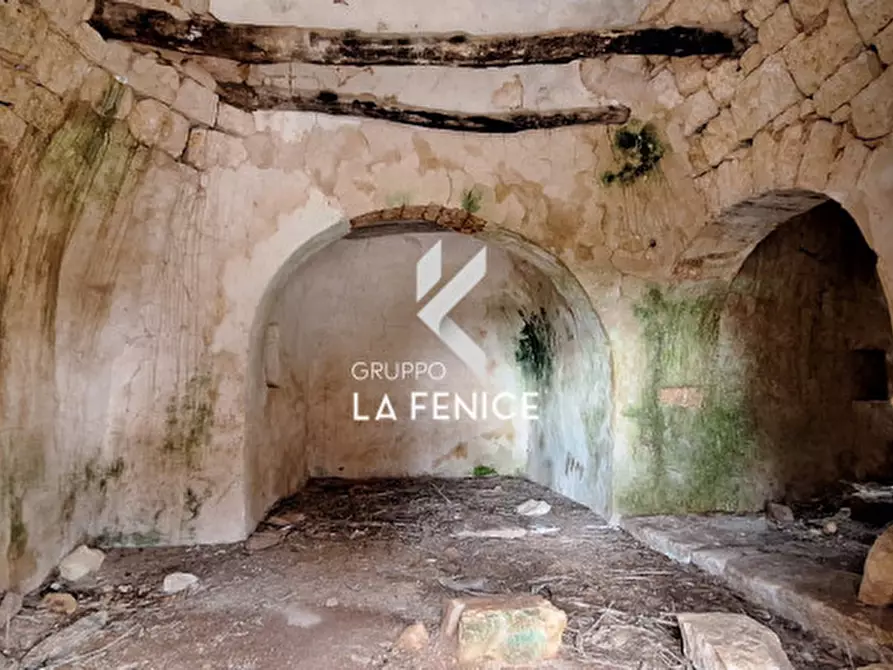 Immagine 17 di Rustico / casale in vendita  in contrada Capo di Gallo a Alberobello