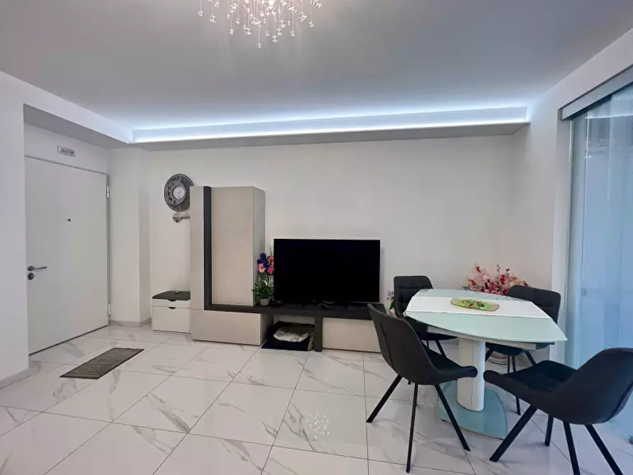 Immagine 3 di Appartamento in vendita  in Viale Mediterraneo a Chioggia