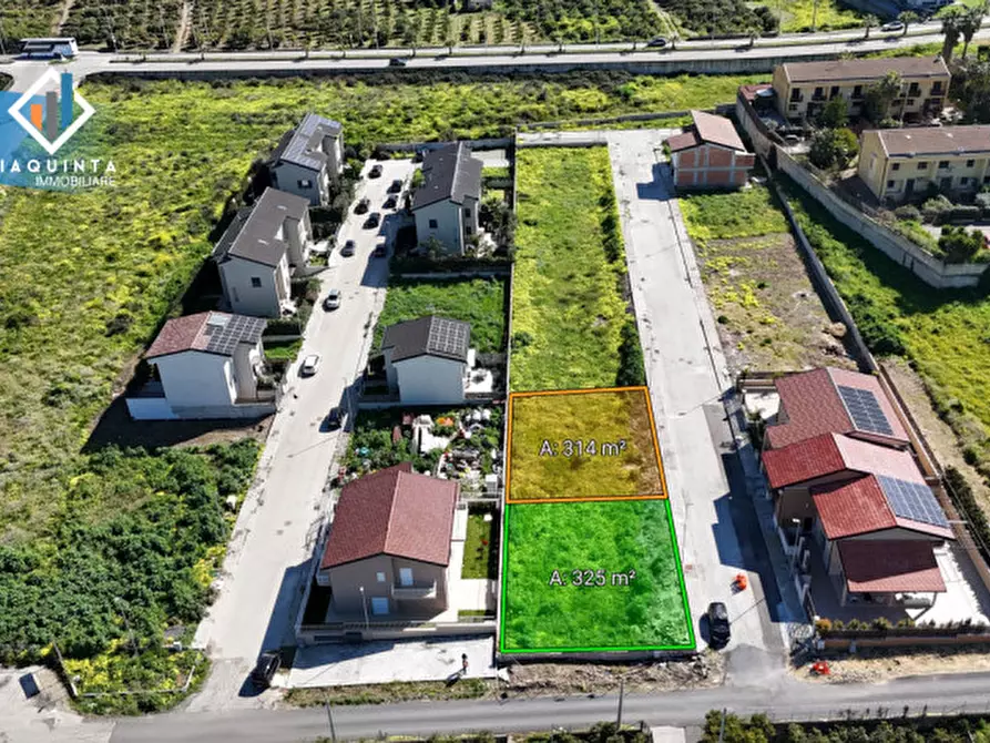 Immagine 1 di Terreno in vendita  in c.da Grassurelle snc a Palagonia