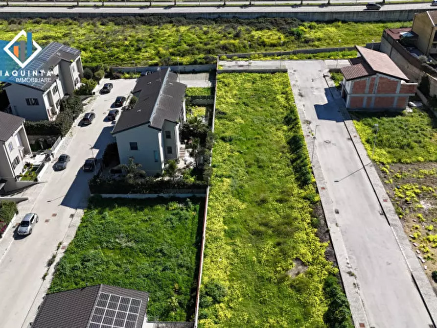 Immagine 10 di Terreno in vendita  in c.da Grassurelle snc a Palagonia